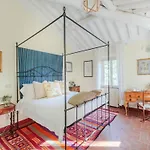 In Tuscany Near Lucca & Beaches Camaiore