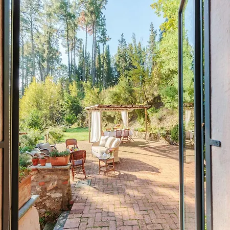 In Tuscany Near Lucca & Beaches Villa